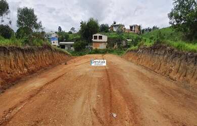 Imagem: O terreno possui 450m² de Área e está localizado em Arrozal