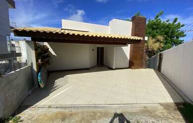 Imagem: A casa em condomínio possui 3 Dormitórios, 4 Banheiros, 3