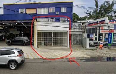 Imagem: O depósito possui 5 Vagas na garagem, 100m² de Área e está