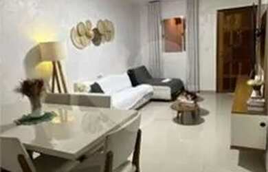 Imagem: A casa possui 2 Dormitórios, 3 Banheiros, 2 Vagas na garagem