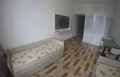 Imagem: O apartamento possui 1 Dormitório, 1 Banheiro, 30m² de Área