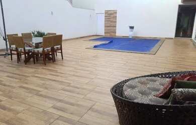 Imagem: A casa em condomínio possui 3 Dormitórios, 4 Banheiros, 4