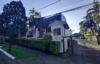 Imagem: O apartamento possui 1 Dormitório, 1 Banheiro, 1 Vaga na garagem