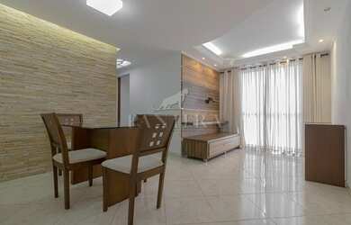 Imagem: O apartamento possui 3 Dormitórios, 1 Banheiro, 1 Vaga na garagem