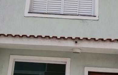 Imagem: A casa possui 2 Dormitórios, 1 Banheiro, 1 Vaga na garagem