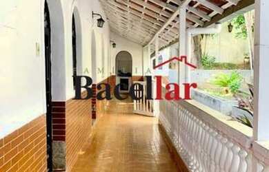 Imagem 3: DUAS CASAS REFORMADAS MARAVILHOSO QUINTAL PISCINA E CHURRASQUEIRA