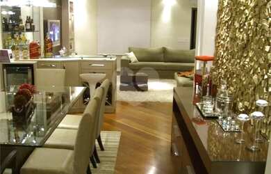 Imagem: O apartamento possui 4 Dormitórios, 5 Banheiros, 3 Vagas na