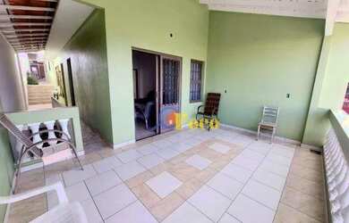 Imagem: A casa possui 2 Dormitórios, 2 Banheiros, 1 Vaga na garagem