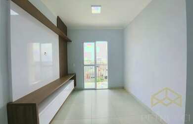 Imagem: O apartamento possui 3 Dormitórios, 1 Banheiro, 2 Vagas na