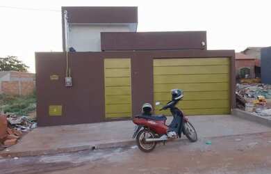 Imagem: A casa possui 2 Dormitórios, 2 Banheiros, 1 Vaga na garagem