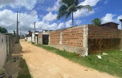 Imagem: A casa possui 5 Dormitórios, 5 Banheiros, 5 Vagas na garagem