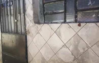 Imagem: A casa possui 1 Dormitório, 1 Banheiro e está localizado