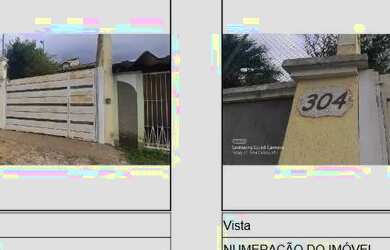 Imagem: A casa possui 2 Dormitórios, 1 Banheiro, 2 Vagas na garagem