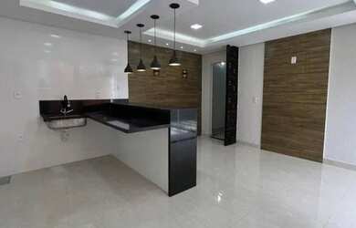 Imagem: A casa em condomínio possui 3 Dormitórios, 2 Banheiros, 2