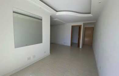 Imagem: O apartamento possui 3 Dormitórios, 3 Banheiros, 2 Vagas na