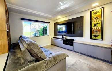 Imagem: A casa em condomínio possui 3 Dormitórios, 4 Banheiros, 3