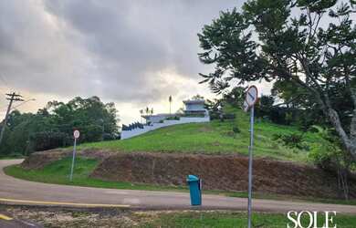 Imagem: O terreno possui 1179m² de Área e está localizado em Serra