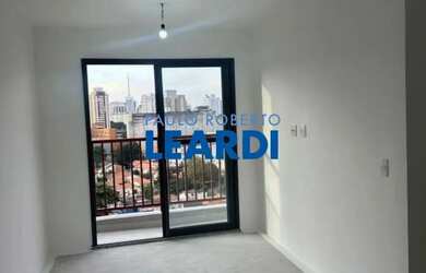 Imagem: O apartamento possui 2 Dormitórios, 1 Banheiro, 45m² de Área