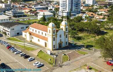 Imagem 12: Casa com amplo pátio em bairro tranquilo Bairro Nova Brasília, Imbituba/SC