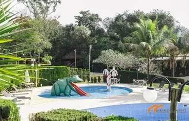 Imagem: A casa em condomínio possui 3 Dormitórios, 3 Banheiros, 4