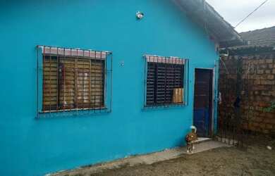 Imagem: A casa possui 2 Dormitórios, 1 Banheiro, 60m² de Área e