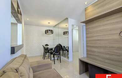 Imagem: O apartamento possui 2 Dormitórios, 1 Banheiro, 1 Vaga na garagem