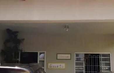 Imagem 3: Casa Térrea sozinha no lote 4 quartos com suite quintal Casa de Rua com...