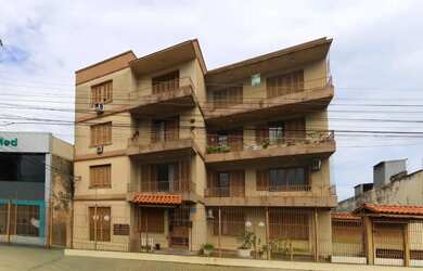 Imagem: O apartamento possui 2 Dormitórios, 1 Banheiro e 67m² de Área