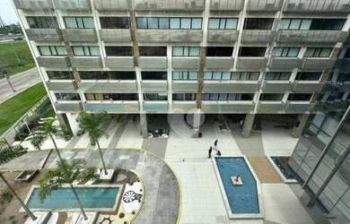 Imagem: O depósito possui 5 Vagas na garagem, 512m² de Área e está