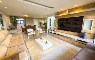 Imagem: O apartamento possui 3 Dormitórios, 3 Banheiros, 2 Vagas na