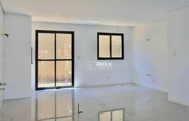 Imagem 3: Sobrado Triplex, frente de rua com 3 suítes para alugar por R$ 7.900/mês...