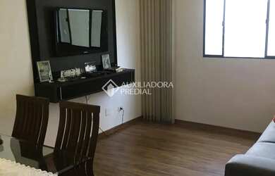 Imagem: O apartamento possui 3 Dormitórios, 1 Banheiro, 1 Vaga na garagem