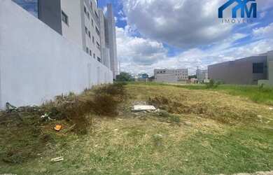 Imagem: O terreno possui 200m² de Área, Imóvel novo e está localizado