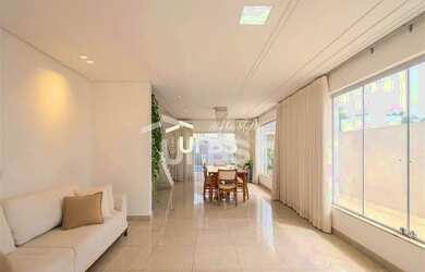 Imagem 12: Sobrado no Jardins Madri. Piscina, Churrasqueira, 336m² de Áreae4 Vagas...