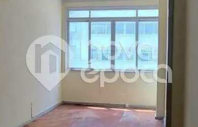 Imagem: A kitnet possui 1 Dormitório, 1 Banheiro, 38m² de Área e