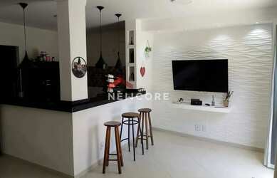 Imagem: A casa possui 3 Dormitórios, 3 Banheiros, 2 Vagas na garagem