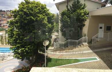 Imagem: A casa em condomínio possui 3 Dormitórios, 2 Banheiros, 3