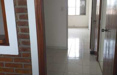 Imagem: O apartamento possui 1 Dormitório, 1 Banheiro, 70m² de Área