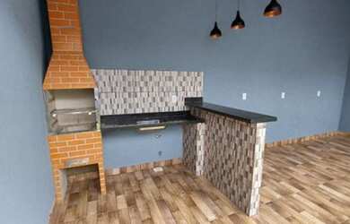 Imagem: A casa possui 2 Dormitórios, 1 Banheiro, 105m² de Área e