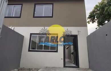 Imagem: A casa possui 3 Dormitórios, 3 Banheiros, 1 Vaga na garagem