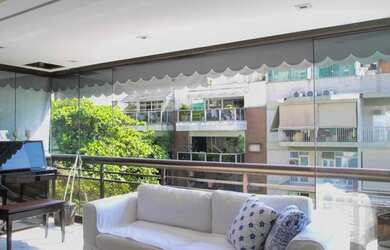 Imagem 4: Apartamento para venda tem 300 metros quadrados com 4 quartos em Lagoa - Rio de Janeiro