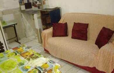 Imagem: A casa possui 1 Dormitório, 1 Banheiro e Imóvel mobiliado