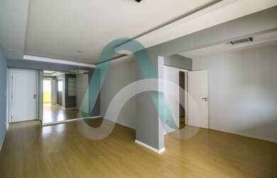 Imagem: O apartamento possui 3 Dormitórios, 3 Banheiros, 3 Vagas na