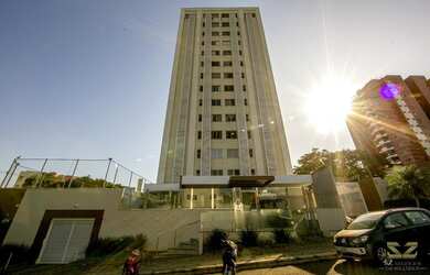 Imagem: O apartamento possui 3 Dormitórios, 2 Banheiros, 2 Vagas na