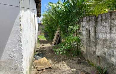 Imagem 13: Duas Casas em Candeias com 2 e 3Qtos 4Vgs. Terreno Livre - Veja