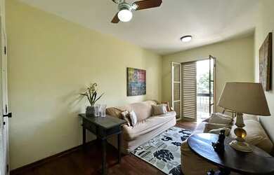 Imagem: O apartamento possui 4 Dormitórios, 3 Banheiros, 2 Vagas na