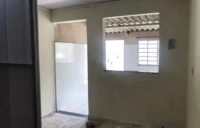 Imagem 6: Alugo casa de fundos QNM 09