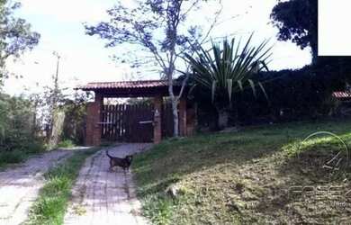 Imagem: A casa possui 3 Dormitórios, 1 Banheiro, 88m² de Área e