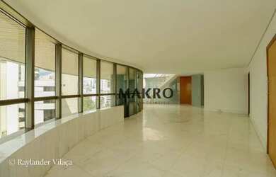 Imagem: O apartamento na cobertura possui 4 Dormitórios, 5 Banheiros