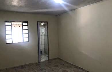 Imagem 3: Alugo casa de fundos QNM 09